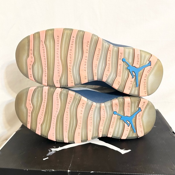 Jordan 10 Retro Bobcats size 10 310805-026 2014 PRE-OWNED with OG BOX - Picture 7 of 9